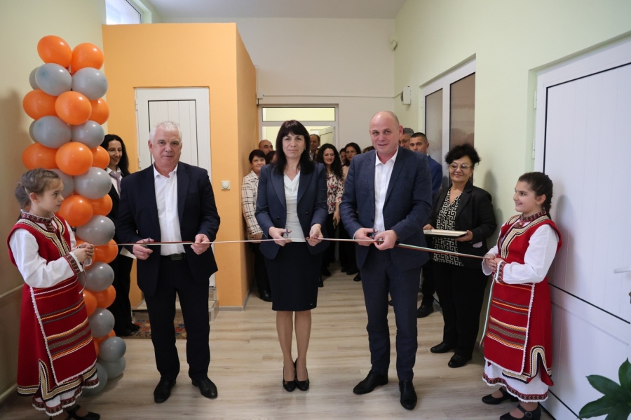 Учениците в Места получиха ново пространство за иновации и експерименти