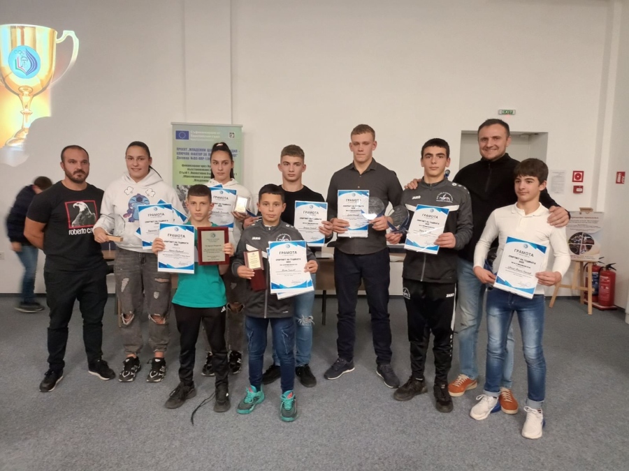 Вероника Стоилова е спортист №1 на Спортното училище в Кюстендил  