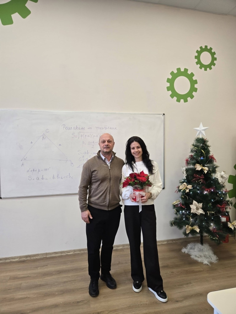 Учителка  от Промишленото в Дупница намери пари и ги върна, К. Антониева: Човещината е на първо място