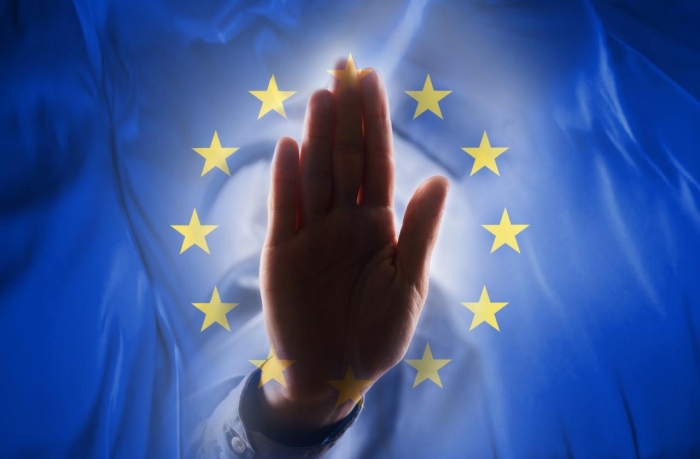 ЕС въвежда такса от 3 евро за малки пратки