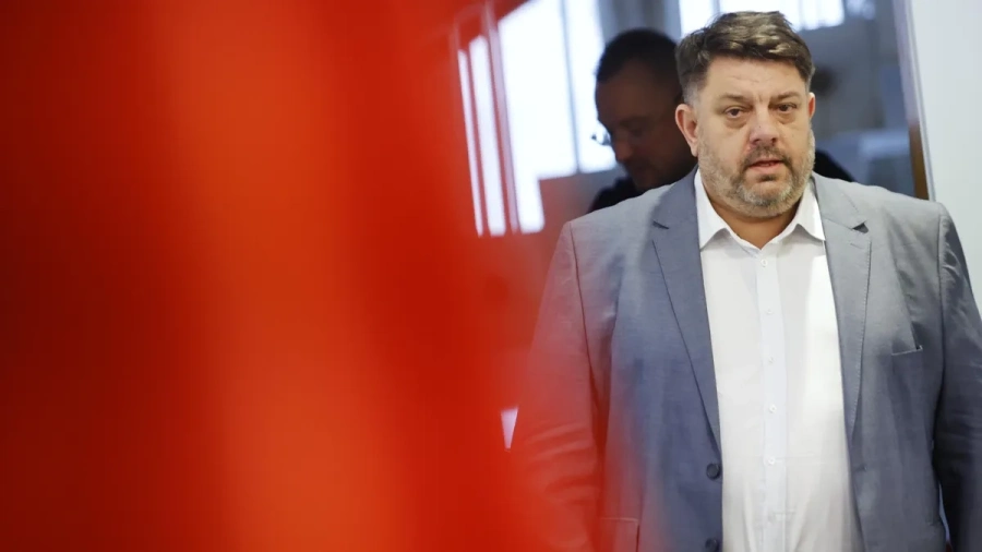 ИБ на БСП подава оставка, председателят Атанас Зафиров - не