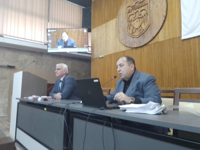 Дупница ми е Виена! Костадинов и Дангов \