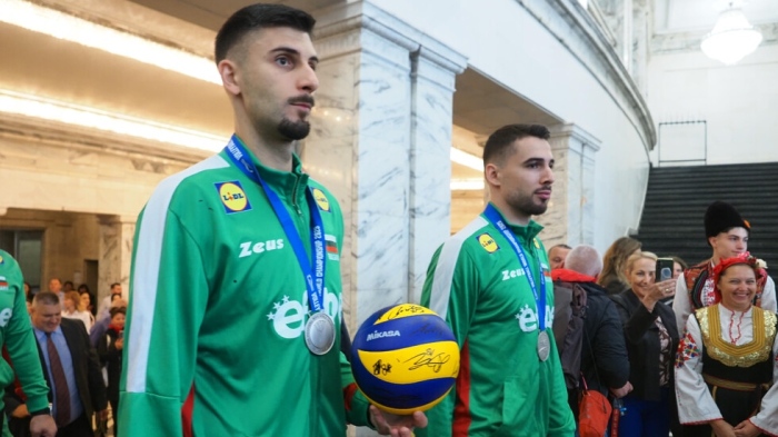 Капитанът на волейболните национали Алекс Грозданов е играч №8 в света