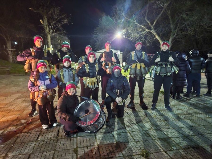 С тъпани и ритуален огън Големо село започна подготовката за Сурва 2026