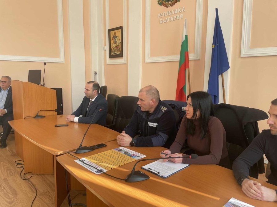 52 пощенски станции в област Кюстендил ще извършват обмен на левове в евро, Мария Зарева: Във всички клонове ще се обменят до 1000 лв на ден