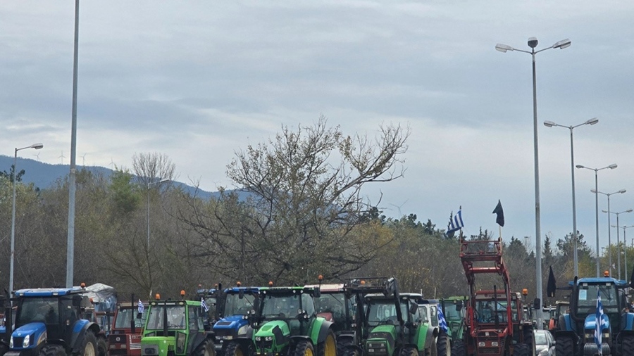 Очакват се затруднения при преминаването през всички гранични преходи с Гърция