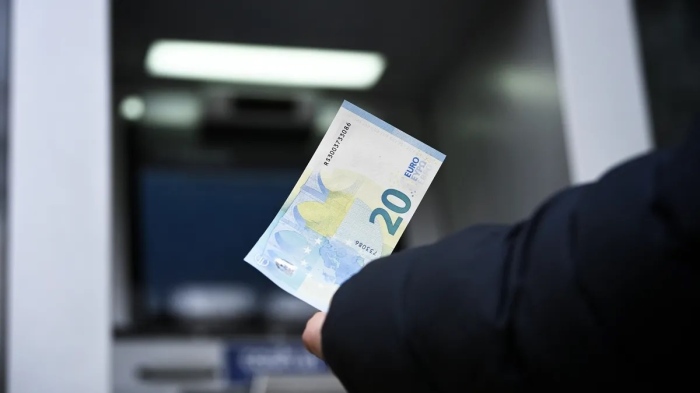 Първото евро е изтеглено в Слънчев бряг 20 секунди след полунощ