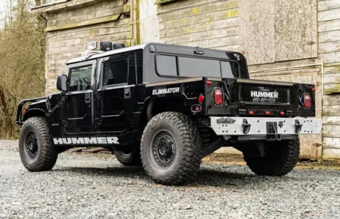 Продава се Hummer-ът на Тупак Шакур