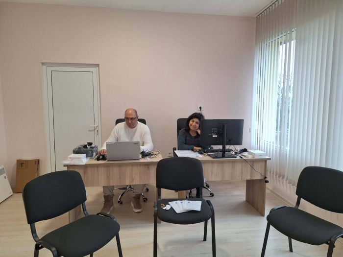 Хората в Бараково усвояват интернет умения в нов дигитален клуб