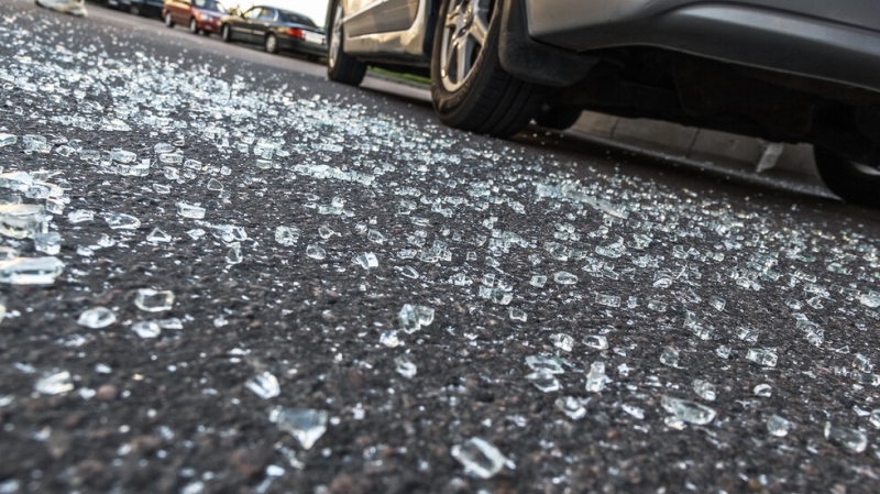 Мъж открадна кола в Царево и катастрофира в ограда на детска градина