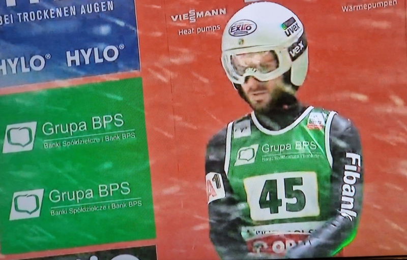 Странно съдийско решение и вятър в гърба лишиха Зографски от исторически подиум