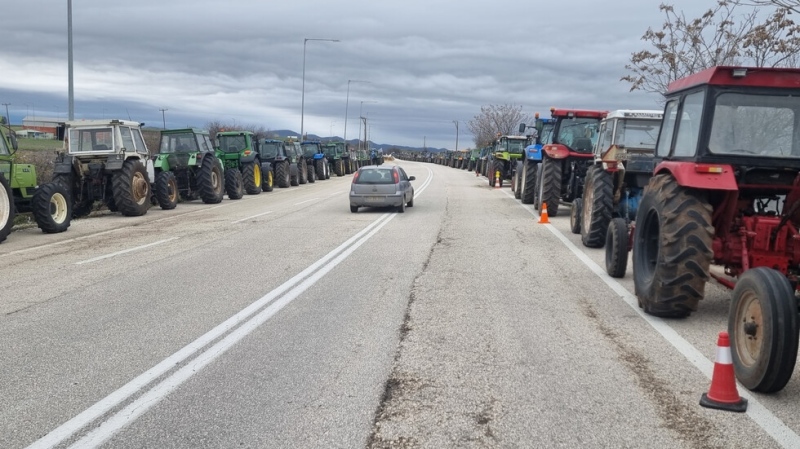 „Гранична полиция“: Пункт „Кулата“ е отворен за коли и автобуси, камионите остават блокирани