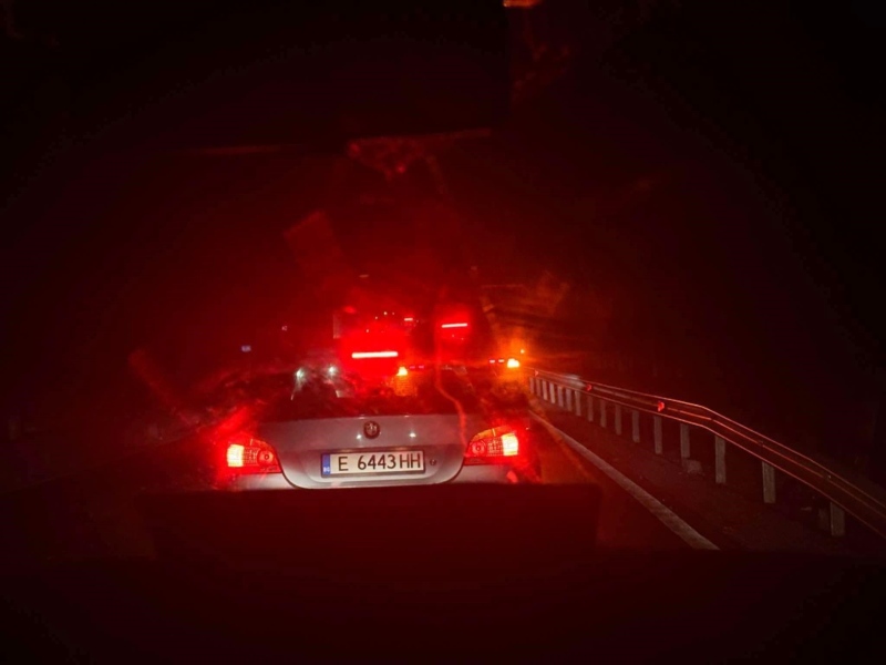 Тежка верижна катастрофа край Градево:Четирима са ранени, пътят е затворен