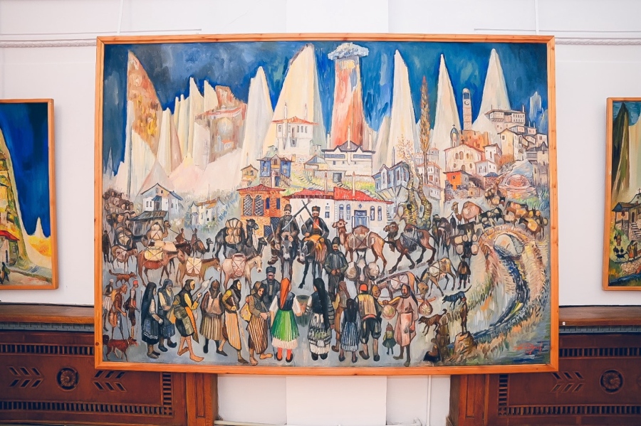 Откриха изложбата „Златю Бояджиев и обредността на Сурва“ в Перник, сред картините и прочутият „Мелнишки цикъл“