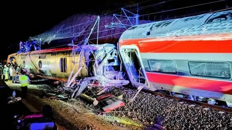 Броят на жертвите на влаковата катастрофа в Испания нарасна на 39