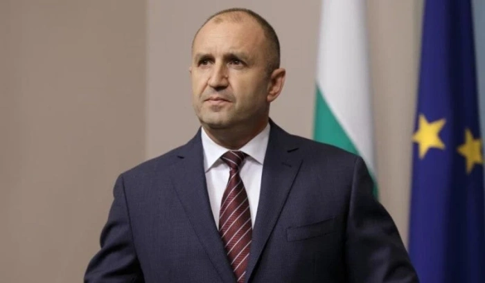 За първи път в историята на България президент подаде оставка: Какво следва?