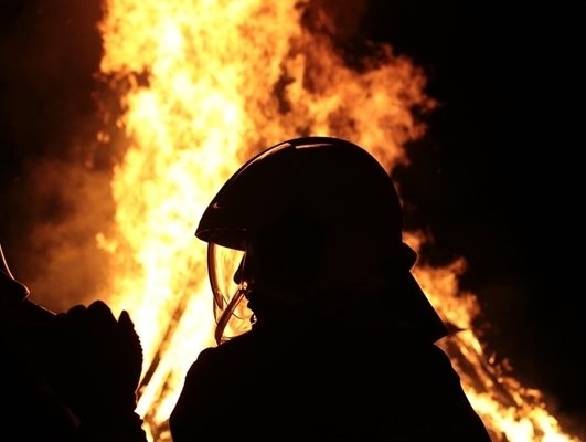 Горяха къща в Разлог и автомобил в Гърмен