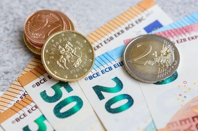  10 милиарда лева остават още в обращение