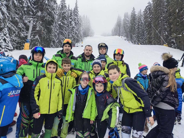 Кристиян Чанков и съотборниците му донесоха медали за Разлог от държавното по гигантски слалом за деца