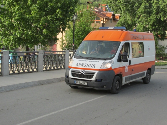 Блъснаха 14-годишно дете на пешеходна пътека в Дупница