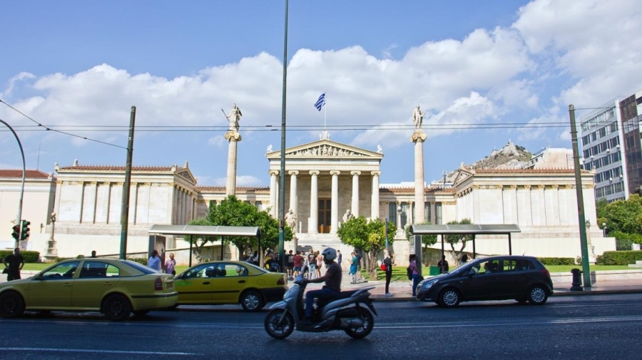 Как Гърция води войната срещу нарушенията и смъртта по пътищата