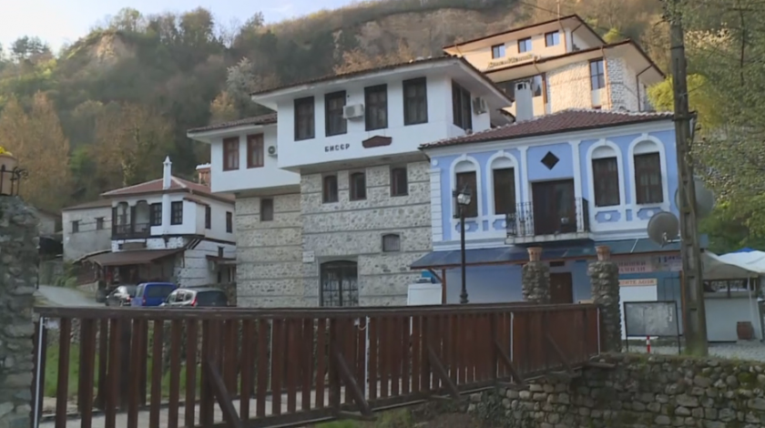 Започва виненото изложение \