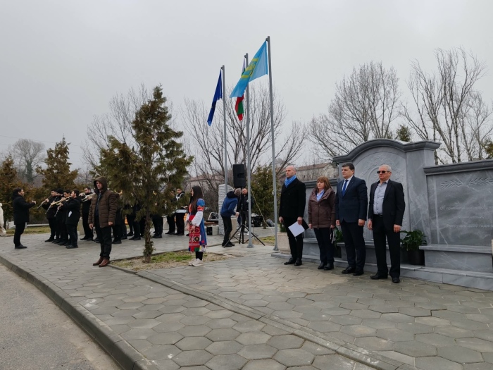 Нов паметник-чешма в памет на бежанците от Егейска Македония откриха в Илинденци