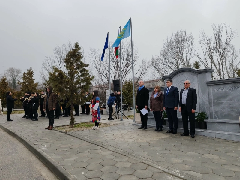 Нов паметник-чешма в памет на бежанците от Егейска Македония откриха в Илинденци