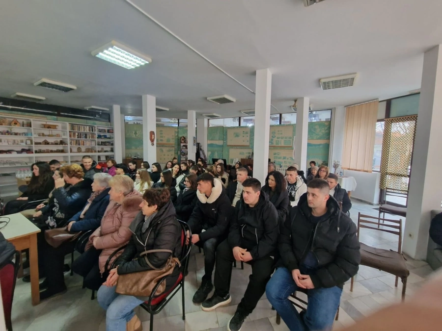 Вивиа Ники представи „Скритата красота на Северния бряг“  в Белица