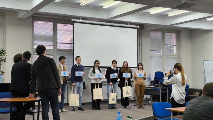 Джесика Димчова донесе 3-о място за ПГ „Христо Ботев“  -Дупница от национална конференция по философия