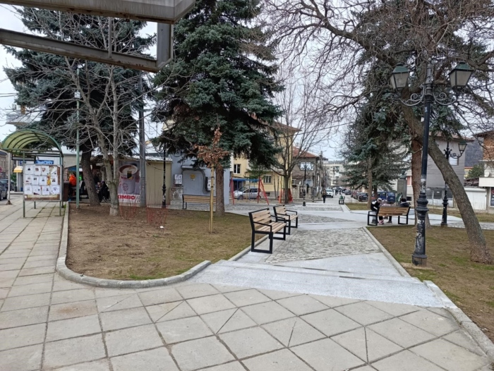 Мъж нападна клиент на заведение в Дупница, гледал приятелката му любовно и притеснително