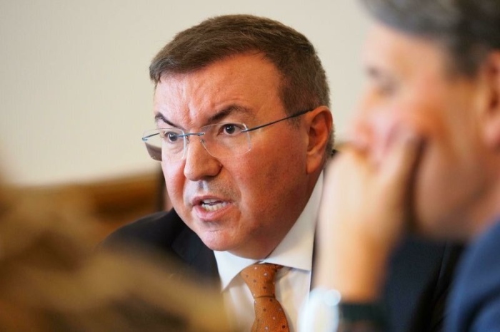 Костадин Ангелов отрече Делян Добрев да е подал оставка