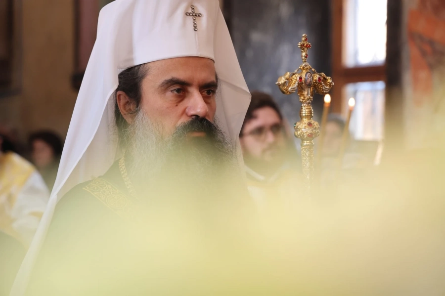 Патриарх Даниил в Дупница: Силите на егоизма и безбожието разбиват българското семейство