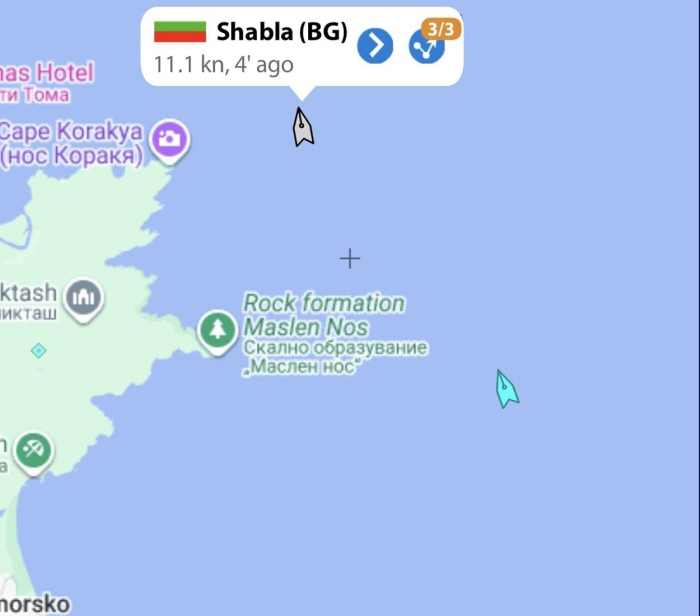 Лошо време спира издирването: Изчезна кораб с тричленен екипаж край Созопол