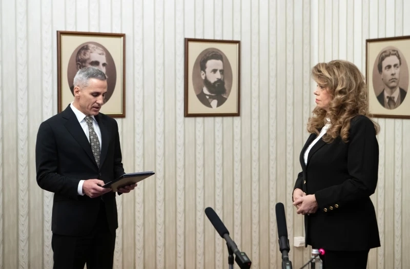 Официално: Президентът Йотова назначи служебния кабинет \