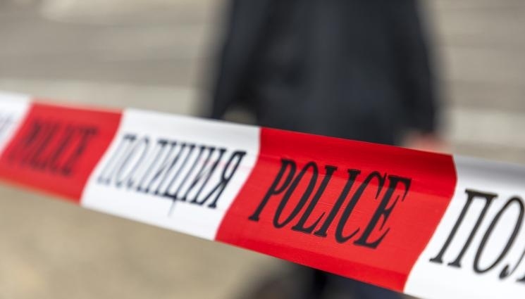 Откриха обесен 67-годишен мъж от Рила