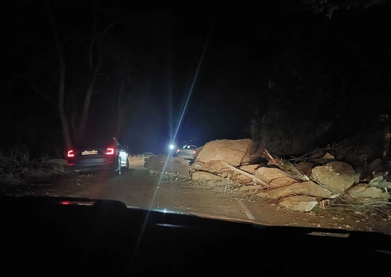 Временно ограничено е преминаването по път II-82 София – Самоков, заради паднала скална маса