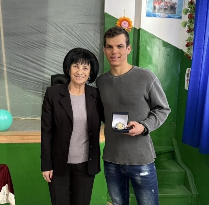 Гордост за Самоков! Наградиха Марио Матиканов  с почетен плакет за участието му в Олимпиадата