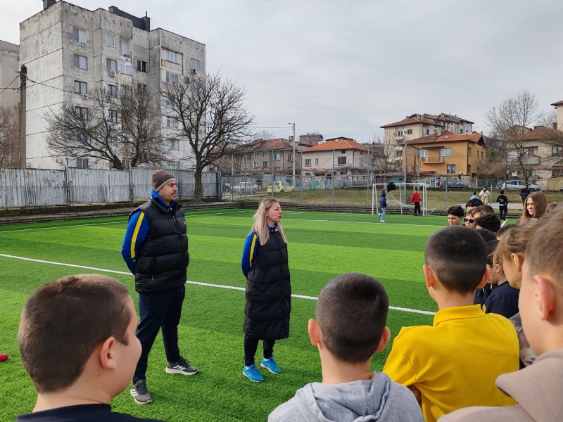 Ученици от ОУ „Неофит Рилски“ в Дупница поздравиха олимпийците ни с вдъхновяващи послания