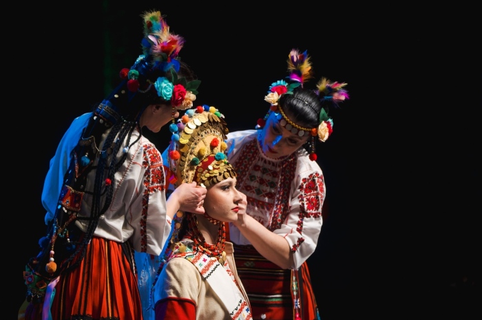 С музика и танци започна фолклорното пътешествие „От Добруджа до Пирин“ в Благоевград