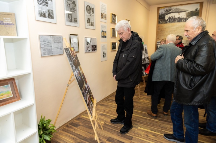 Зала в чест на Боян Радев отвори врати в пернишко училище