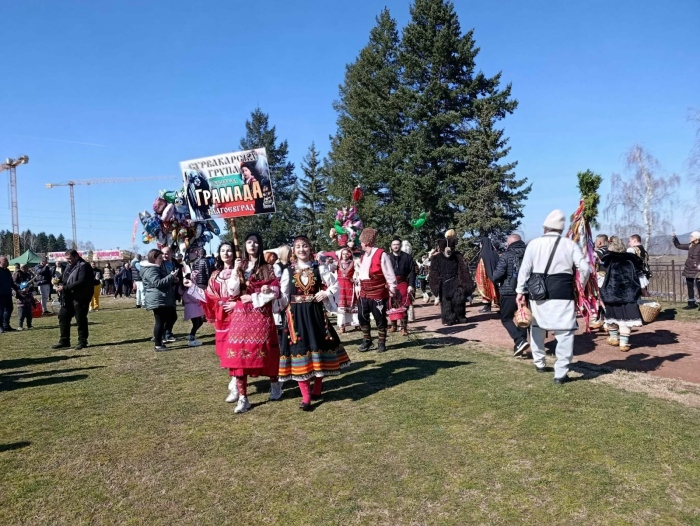 Започна фестивалът „Кукерландия“: Магия и традиции изпълниха Сапарева баня