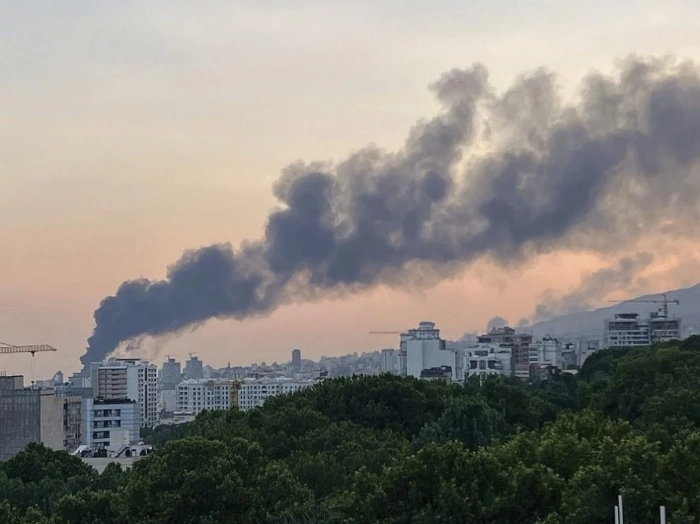 Израелската армия атакува едновременно столиците на Иран и Ливан