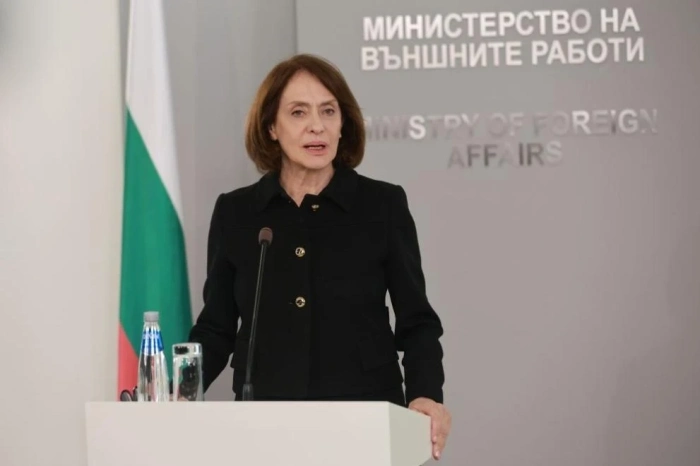Външният министър: Няма непосредствена заплаха за България, но има косвена опасност