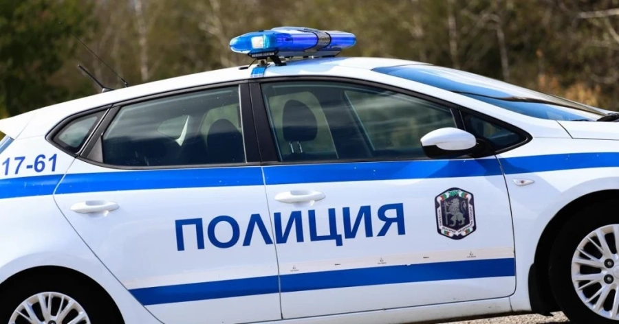 Дрогиран с „Ксанакс“ и канабис кюстендилец остана без кола, полицията претърси и дома му