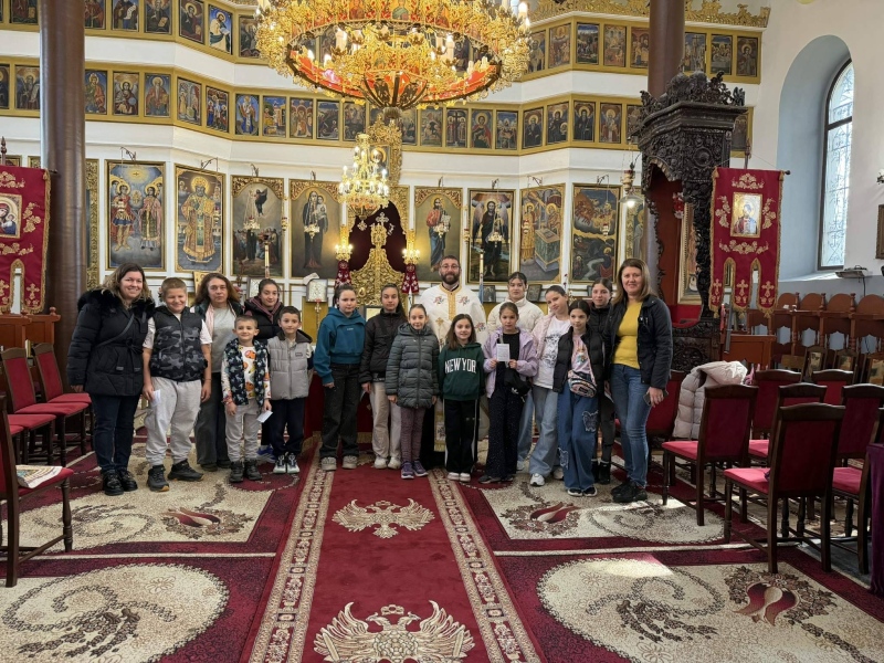 Неделно училище отвори врати в Крайници