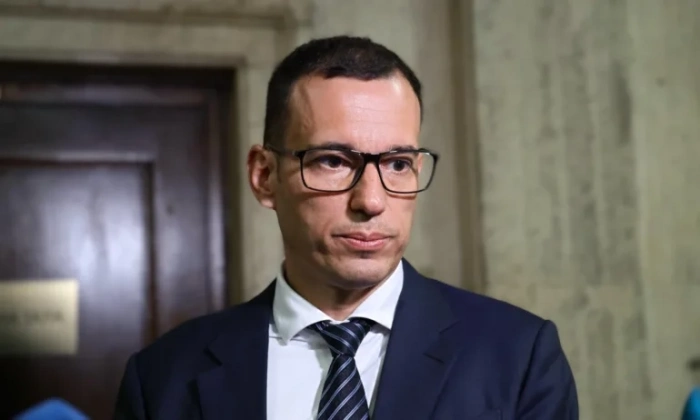 Свалиха банковата тайна: Кметът на София Васил Терзиев е сред най-големите дарители на  “Петрохан”