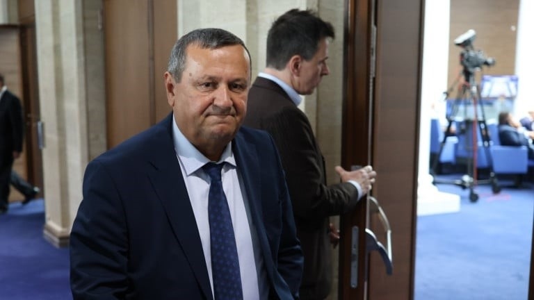 Хасан Адемов: Регионален директор на Агенцията по заетостта в Пиринско е оказвал натиск върху уязвими групи заради вота