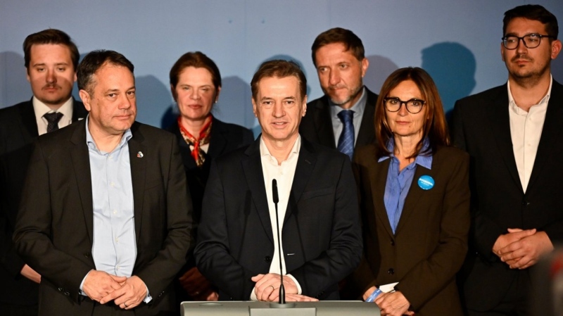 Управляващите от \