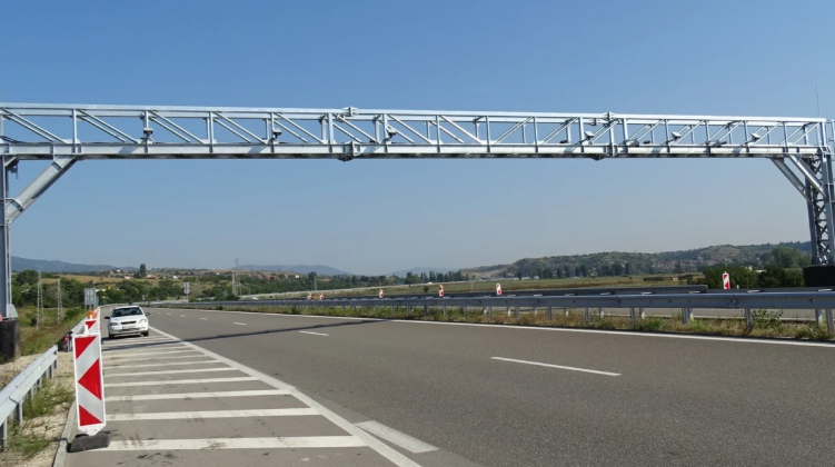 Шофирайте внимателно! Тол профилактика затруднява трафика по ключови пътища в Пиринско